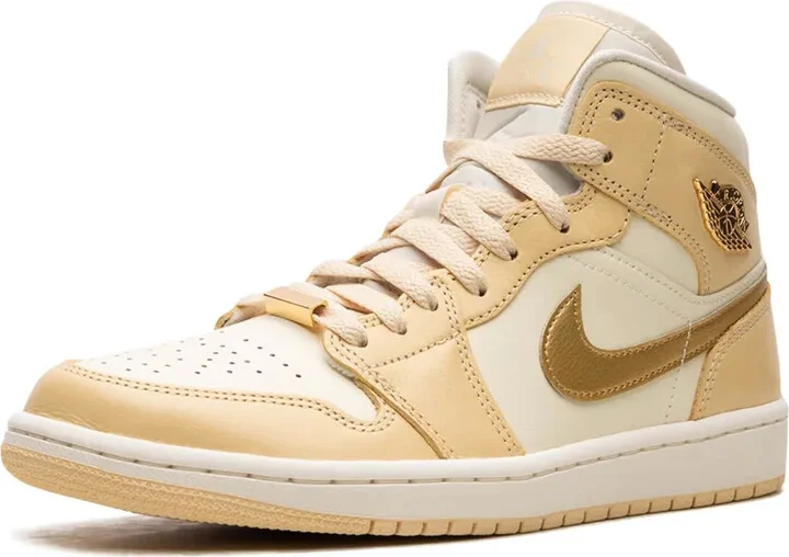 Air Jordan 1 Mid "Pale Vanilla / Coconut Milk / Sail / Metallic Gold" sneakers - Image 5