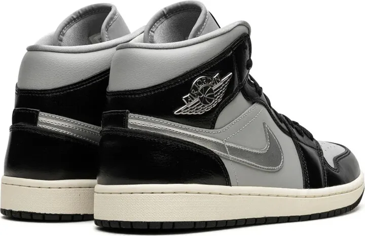 Air Jordan 1 Mid SE "Black Chrome" sneakers - Image 3