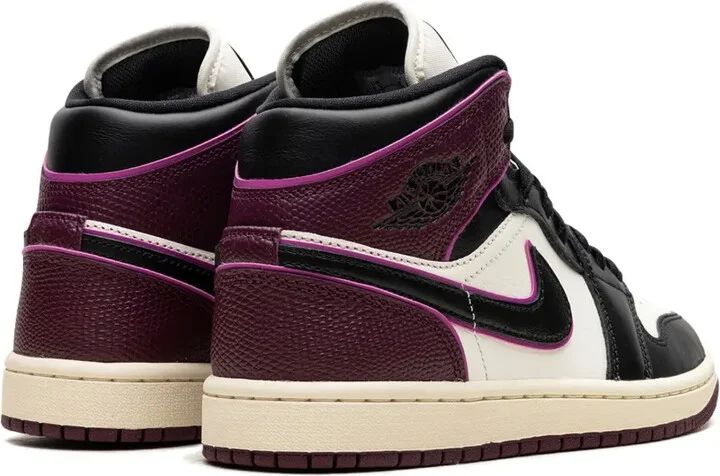 Air Jordan 1 Mid SE "Bordeaux" sneakers - Image 3