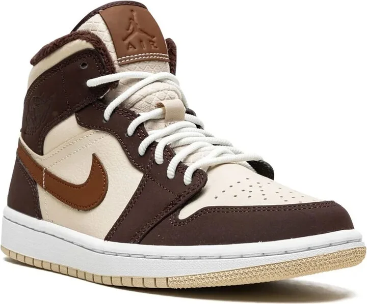 Air Jordan 1 Mid SE "Brown Basalt Fleece" sneakers - Image 2