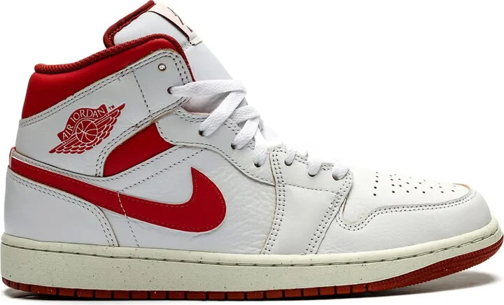 Air Jordan 1 Mid SE "Dune Red" sneakers