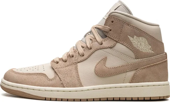 Air Jordan 1 Mid SE "Legend Light Brown" sneakers - Image 5