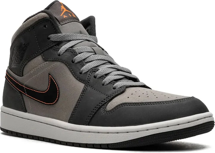 Air Jordan 1 Mid SE "Night Stadium" sneakers - Image 2