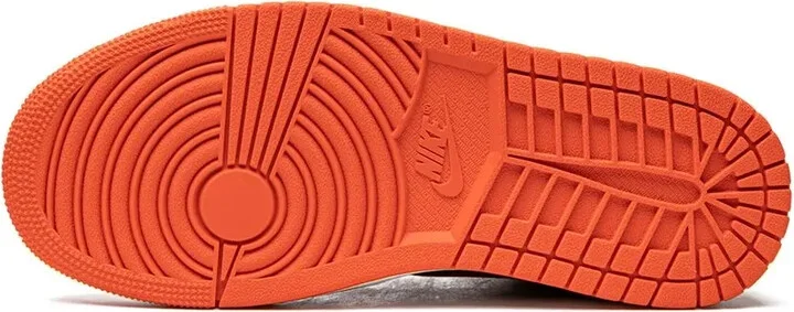 Air Jordan 1 Mid SE "Orange/Black" sneakers - Image 4