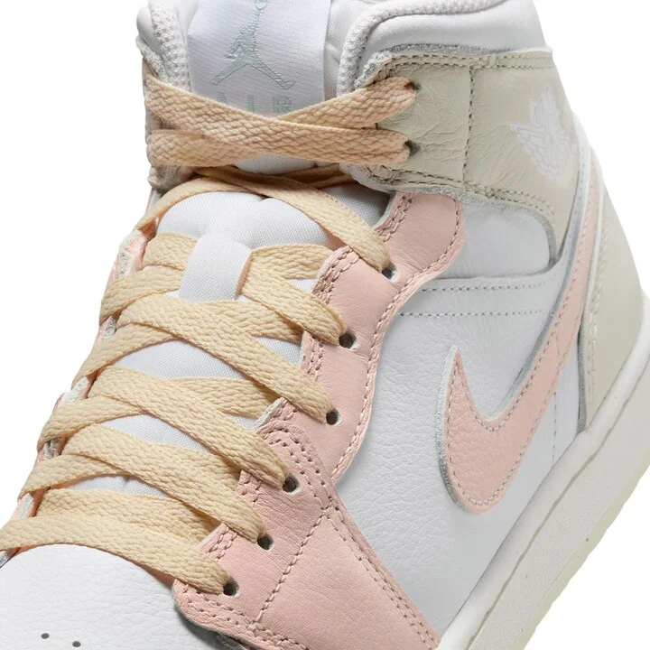 Air Jordan 1 Mid SE Sneaker - Image 8