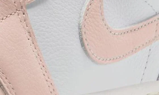 Air Jordan 1 Mid SE Sneaker - Image 9