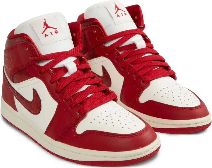 Air Jordan 1 Mid SE sneakers - Image 2