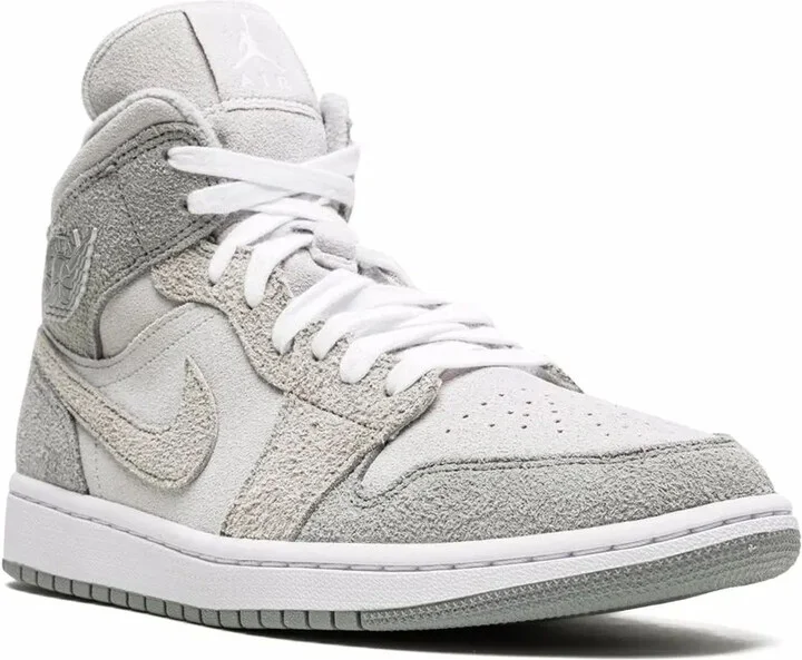Air Jordan 1 Mid SE sneakers - Image 2