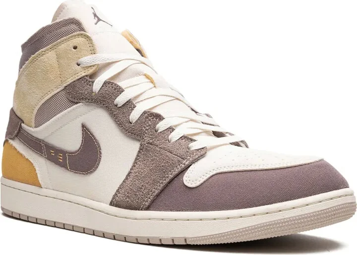 Air Jordan 1 Mid SE "Taupe Haze" sneakers - Image 2