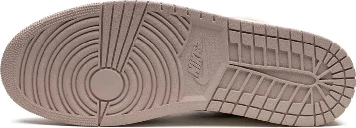 Air Jordan 1 Mid SE "Taupe Haze" sneakers - Image 4