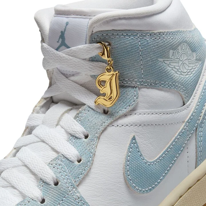 Air Jordan 1 Mid SE Velvet Basketball Sneaker - Image 9