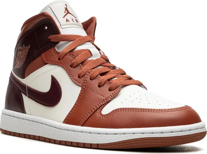 Air Jordan 1 Mid "Sky J Orange" sneakers - Image 2