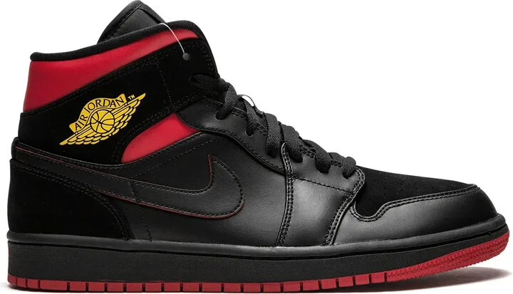 Air Jordan 1 mid sneakers