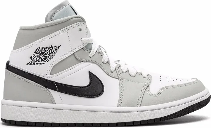 Air Jordan 1 Mid sneakers