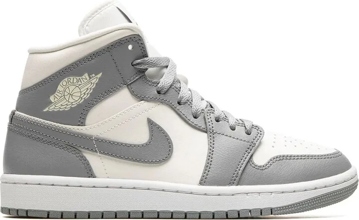 Air Jordan 1 Mid "Stealth" sneakers