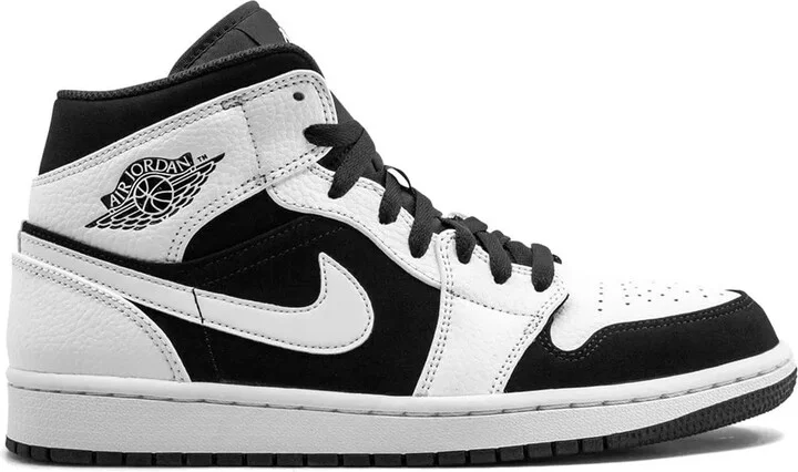 Air Jordan 1 Mid tuxedo