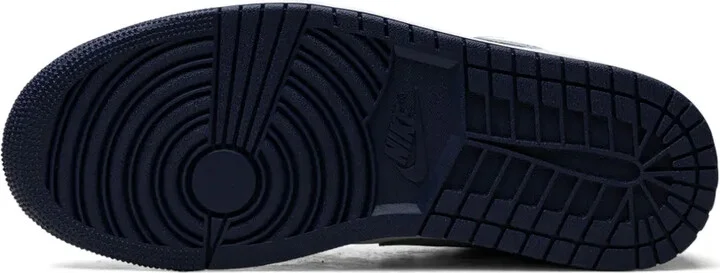 Air Jordan 1 "Midnight Navy" sneakers - Image 4