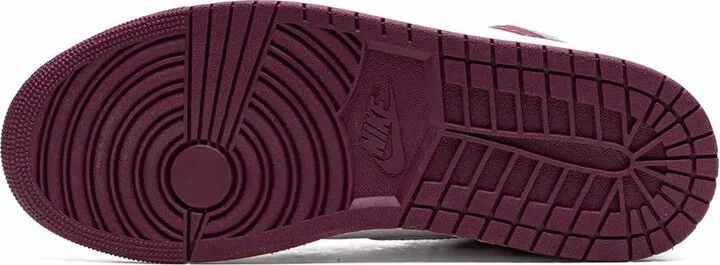 Air Jordan 1 Retro High "Bordeaux" sneakers - Image 4