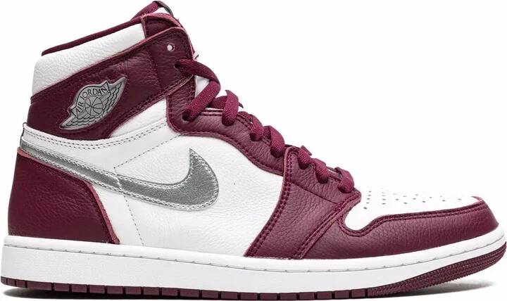 Air Jordan 1 Retro High "Bordeaux" sneakers