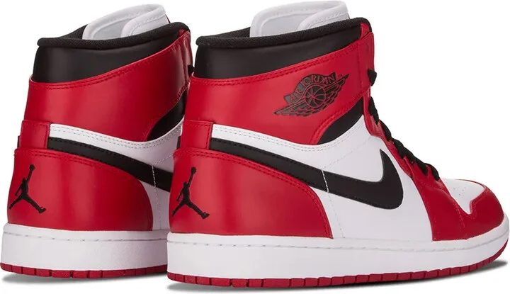 Air Jordan 1 Retro High "Chicago" sneakers - Image 3