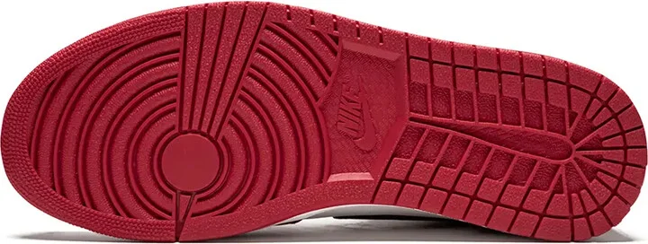 Air Jordan 1 Retro High "Chicago" sneakers - Image 4