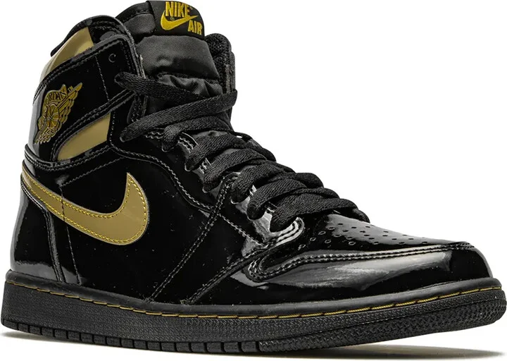 Air Jordan 1 Retro High OG "Black Metallic Gold" sneakers - Image 2