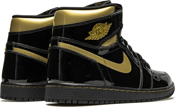Air Jordan 1 Retro High OG "Black Metallic Gold" sneakers - Image 3