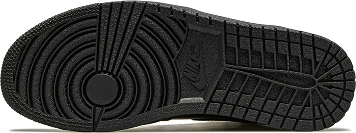 Air Jordan 1 Retro High OG "Black Metallic Gold" sneakers - Image 4