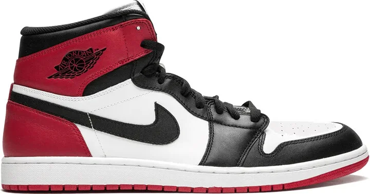 Air Jordan 1 Retro High OG black toe