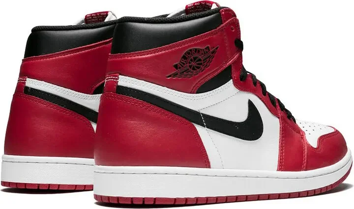 Air Jordan 1 Retro High OG "Chicago" sneakers - Image 3