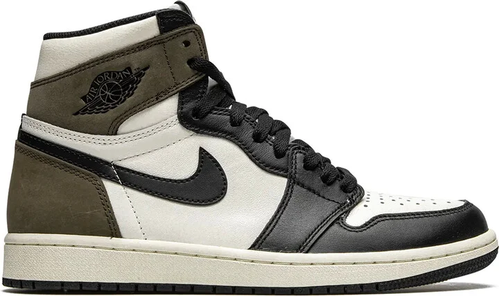 Air Jordan 1 Retro High OG "Dark Mocha" sneakers