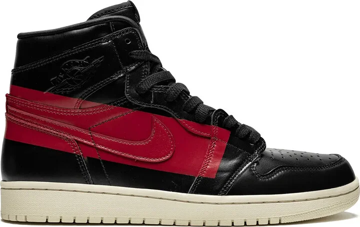 Air Jordan 1 Retro High OG Defiant "Couture" sneakers