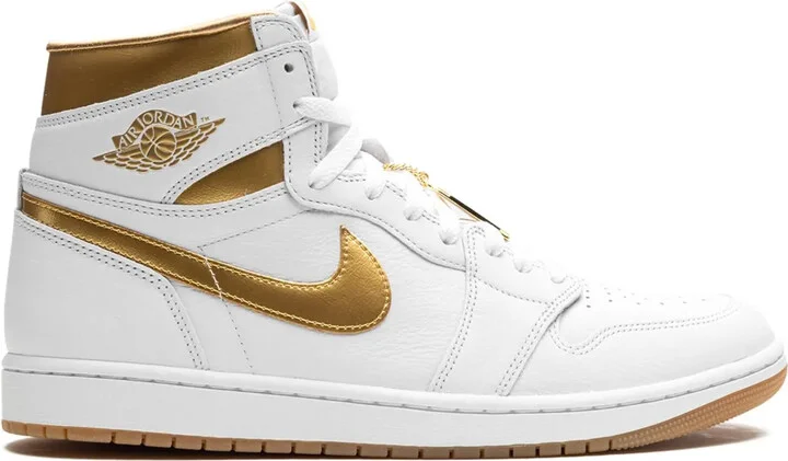 Air Jordan 1 Retro High OG "Metallic Gold" sneakers