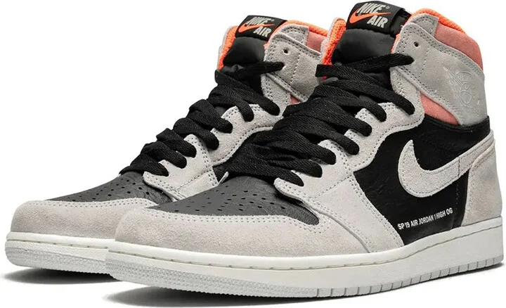 Air Jordan 1 Retro High OG "Neutral Grey/Hyper Crimson" sneakers - Image 2