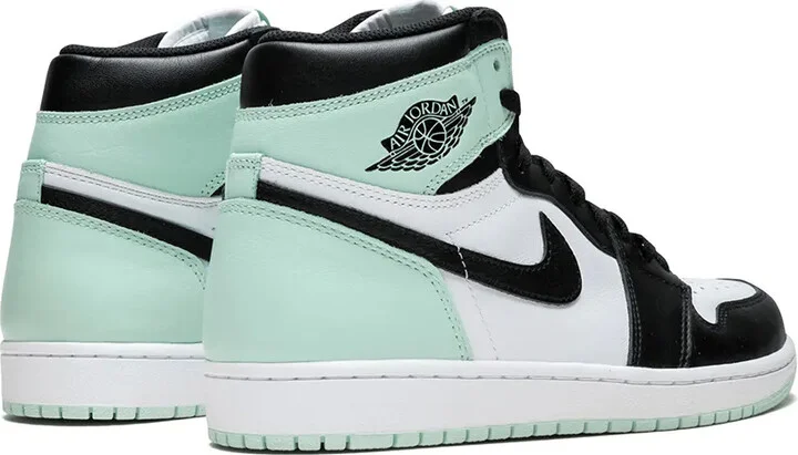 Air Jordan 1 Retro High OG NRG "Igloo" sneakers - Image 3