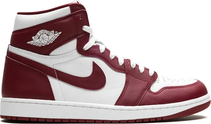 Air Jordan 1 Retro High OG "Team Red" sneakers