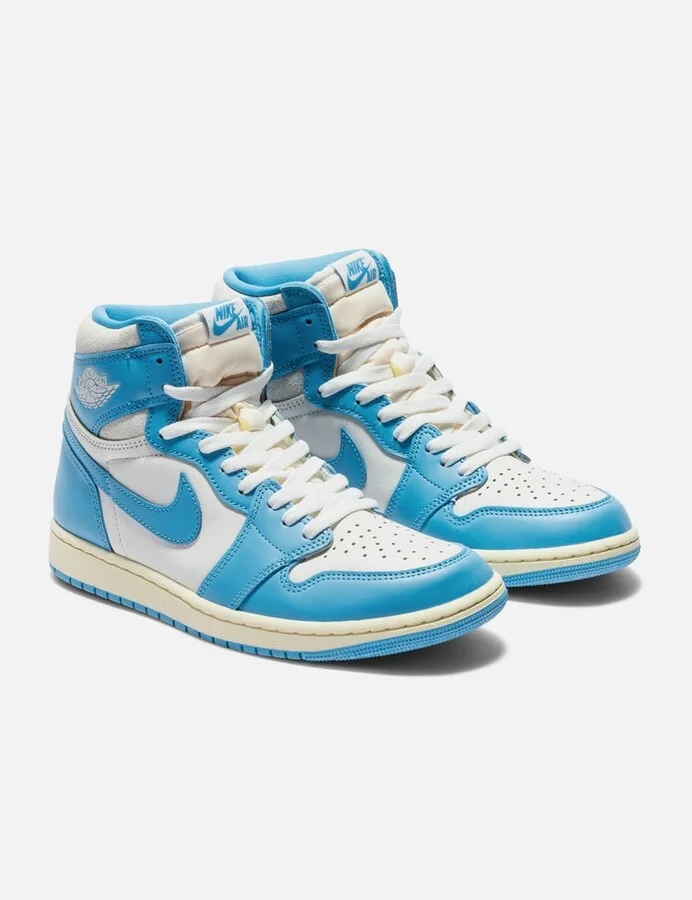 Air Jordan 1 Retro High OG "UNC Reimagined" - Image 4