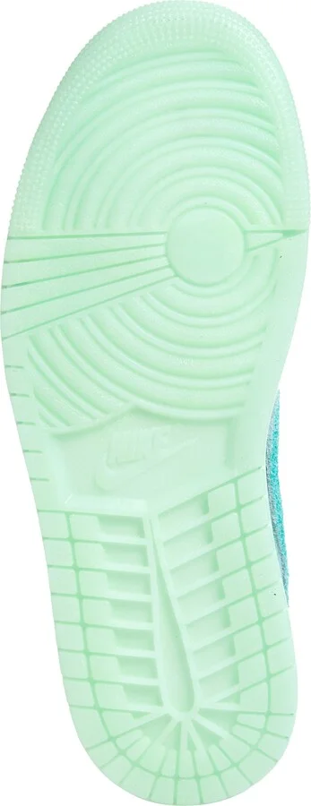 Air Jordan 1 Retro Low Basketball Sneaker - Image 6