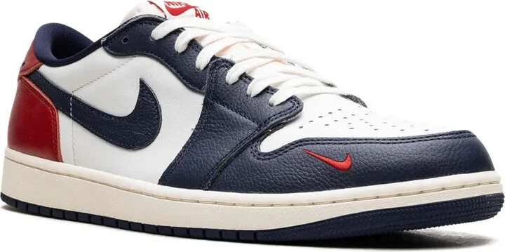 Air Jordan 1 Retro Low OG "Howard University PE" sneakers - Image 2