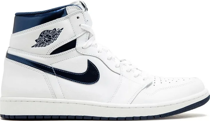Air Jordan 1 Retro metallic navy