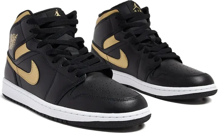 Air Jordan 1 Retro sneakers - Image 2