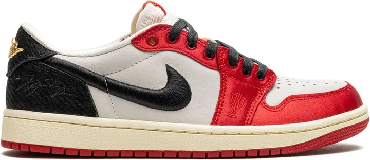 Air Jordan 1 "Trophy Room