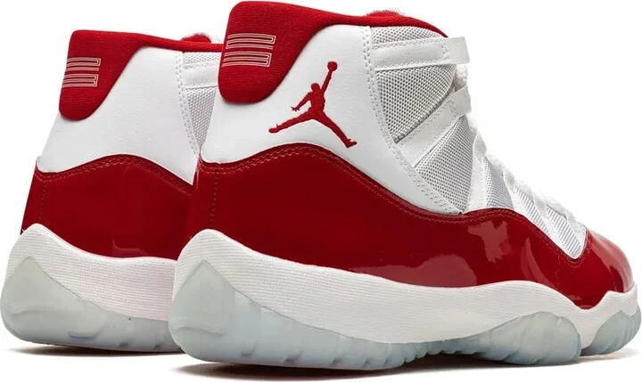 Air Jordan 11 "Cherry 2022" sneakers - Image 3