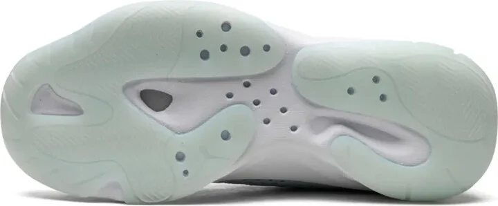 Air Jordan 11 CMFT "Igloo" sneakers - Image 4