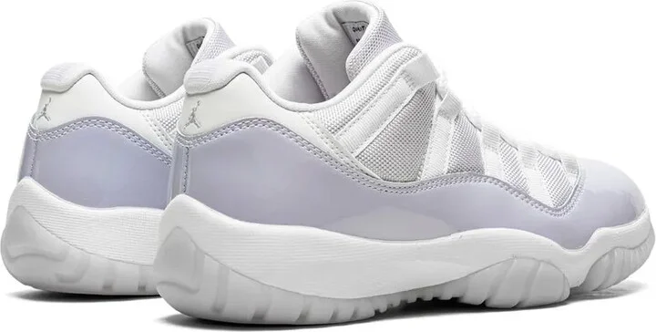 Air Jordan 11 Low "Pure Violet" sneakers - Image 3