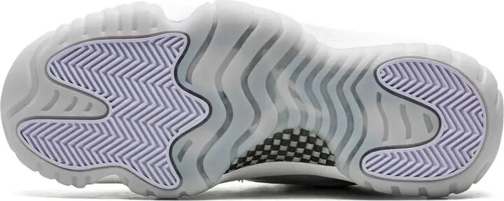 Air Jordan 11 Low "Pure Violet" sneakers - Image 4