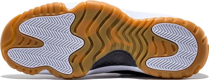 Air Jordan 11 Retro Low "Navy/Gum" sneakers - Image 4