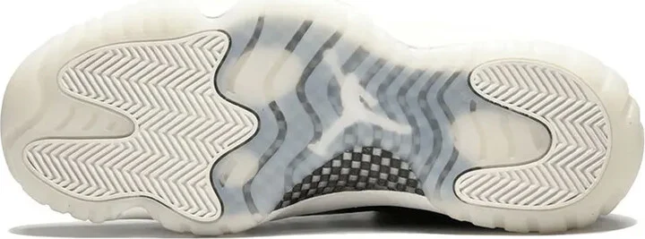 Air Jordan 11 Retro Low "RE2PECT" sneakers - Image 4