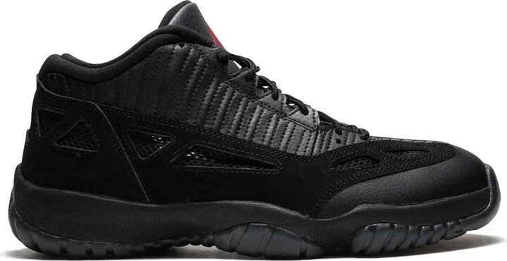 Air Jordan 11 Retro Low "Referee" sneakers