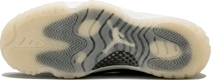 Air Jordan 11 Retro Premium "Pinnacle" sneakers - Image 4